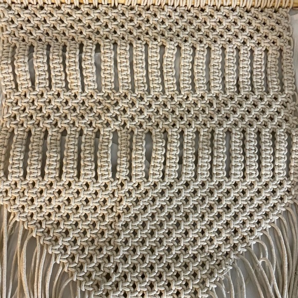 Macrame wall hanging - Picture 4 of 5